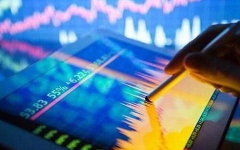 期货交易点差是固定的么(期货交易点差是指)